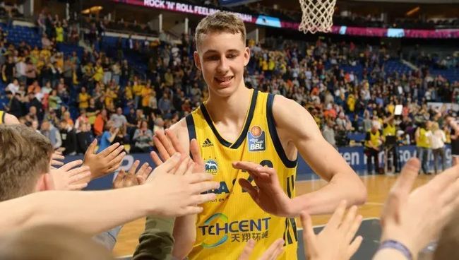 的是球员们 的是球员们